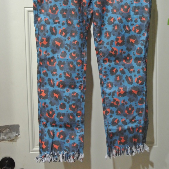 Women's size 18 Blue and Coral Cheetah Jeans NWT - Picture 2 of 5